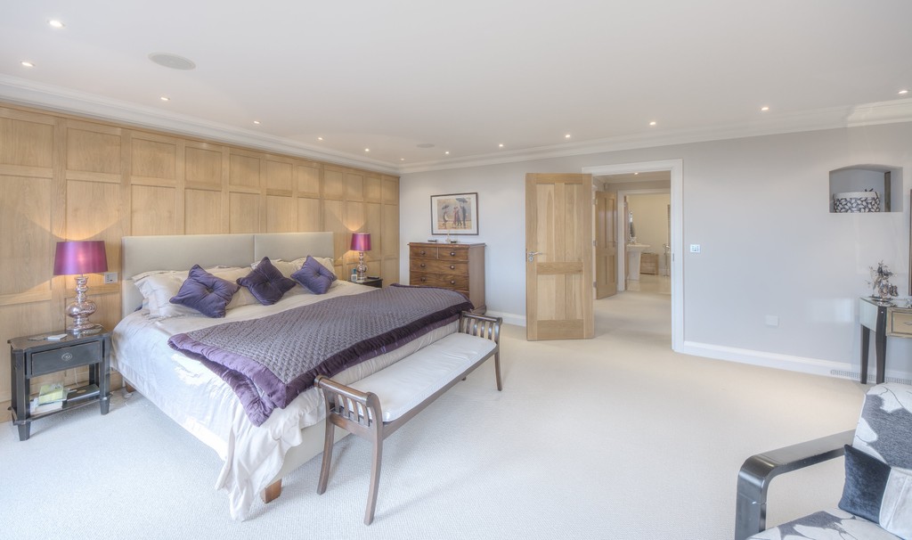 5 Bedroom Property For Sale, Coastal Road East Preston Pegasus Properties