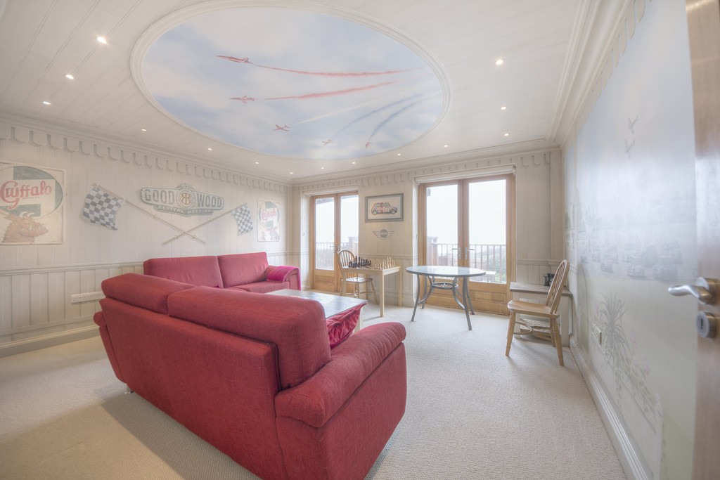 5 Bedroom Property For Sale, Coastal Road East Preston Pegasus Properties